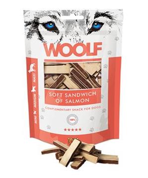 Levně WOOLF pochoutka soft sandwich of salmon 100g