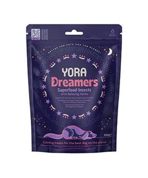 Levně YORA Dog pamlsky z hmyzu Dreamers s bylinkami 100g