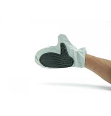 Beeztees Vyčesávací rukavice pro kočky šedá 25x18cm Beeztees Vyčesávací rukavice pro kočky šedá 25x18cm