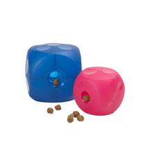 Hračka pes BUSTER Soft Mini Cube 9 cm